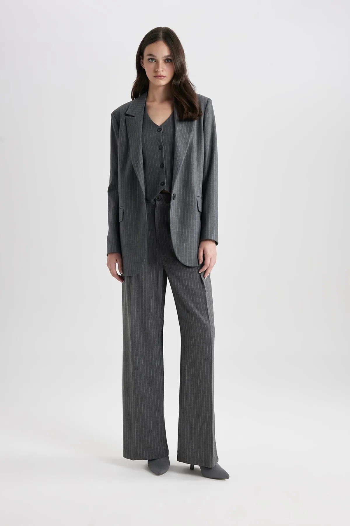DeFacto  Hose mit weitem Bein und hoher Taille und breiten Beintaschen