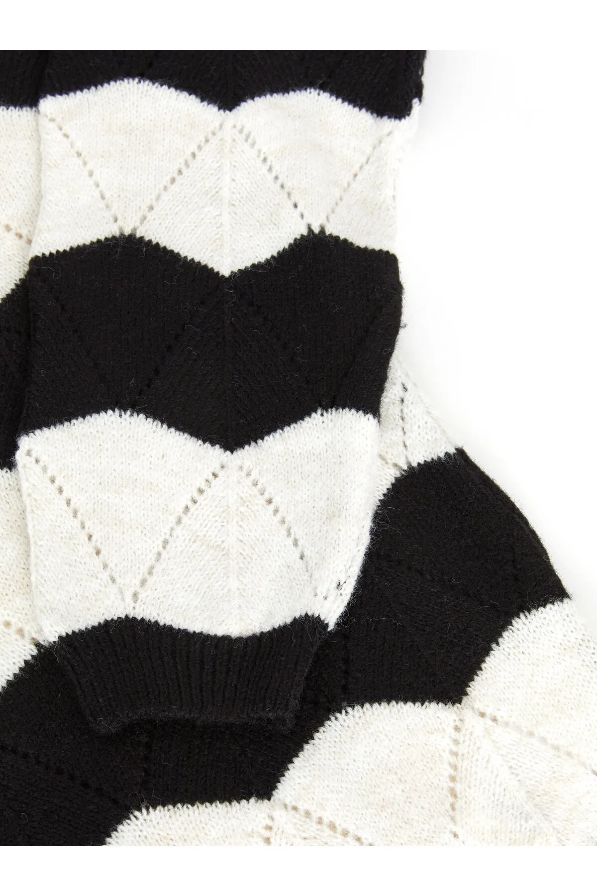 LC Waikiki  Gestreifter Langarm-Strickpullover für Mädchen mit Rundhalsausschnitt