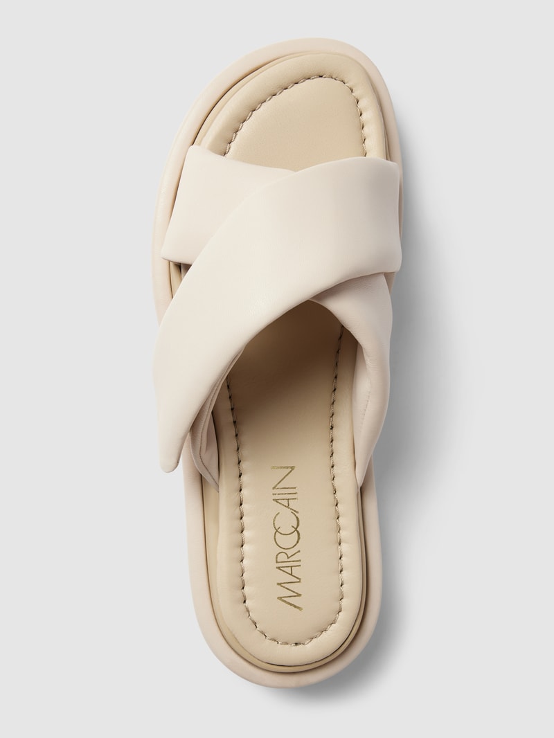 Pantoletten mit breiten Riemen in beige