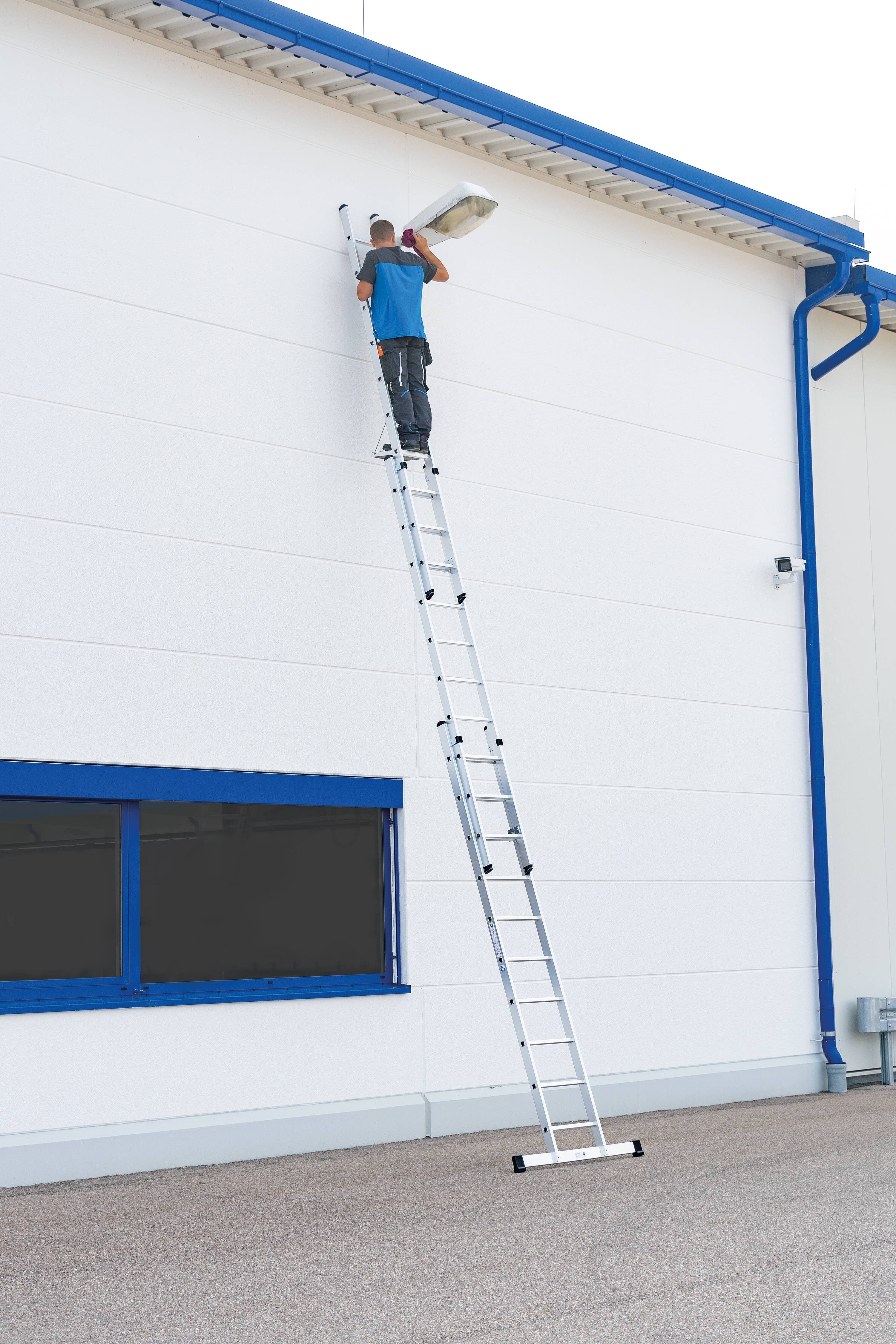 PROREGAL® Schiebeleiter Sprossen-Schiebeleiter 3-teilig mit Standard-Traverse
