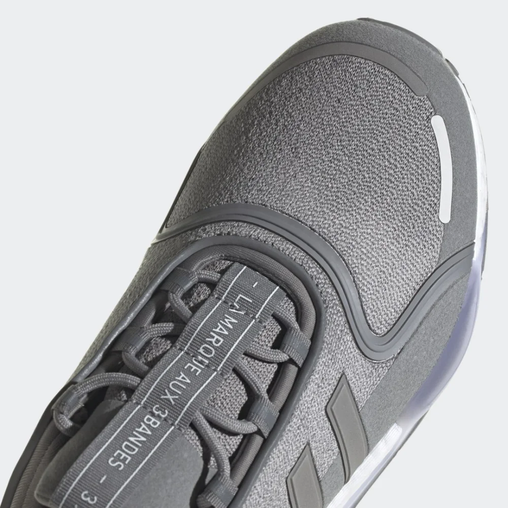 adidas NMD V3 IF9904 / grau