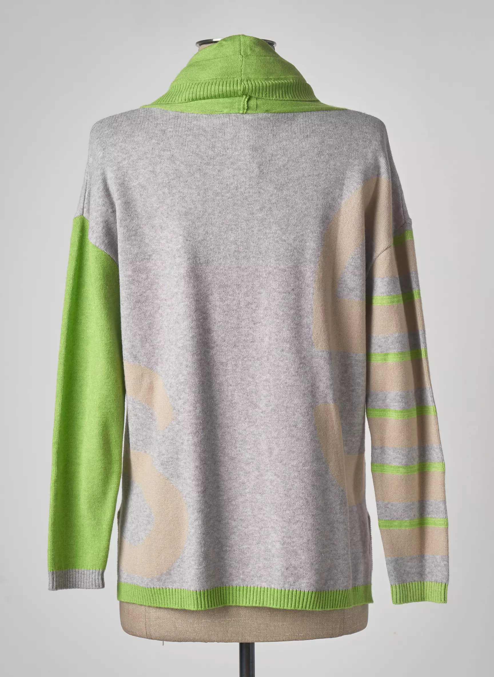Pame Carrioni Pulls Femme couleur gris