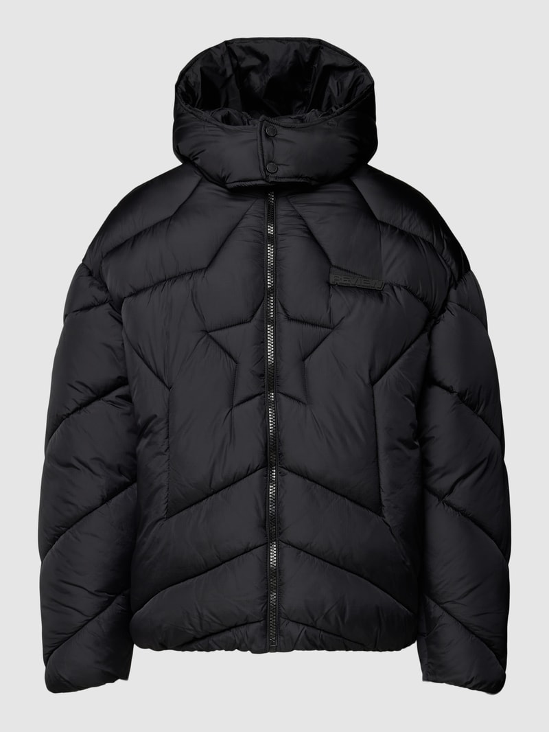 Steppjacke mit Label-Detail in schwarz