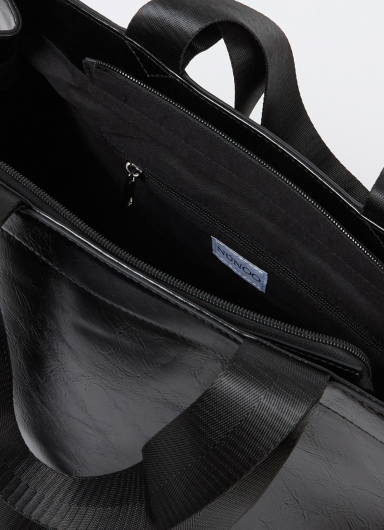 Núnoo Wrinkle shopper with texture