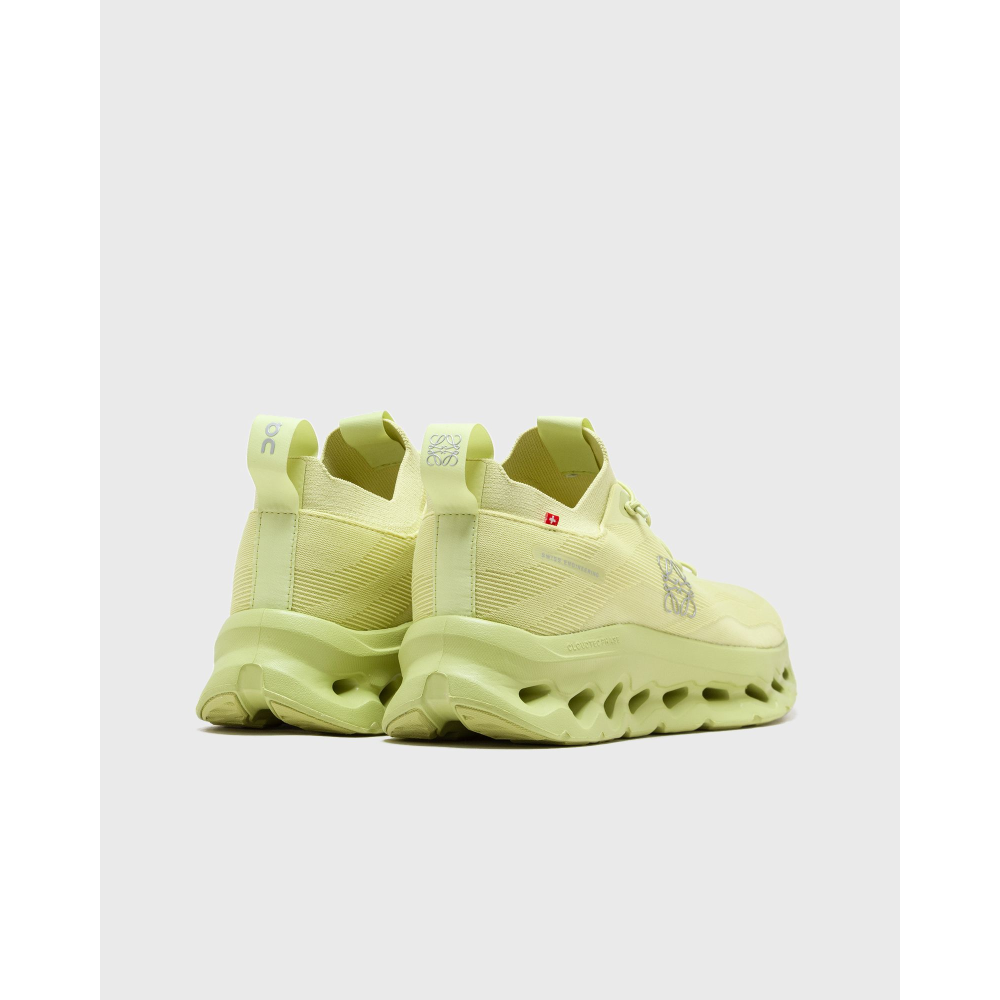 ON X LOEWE WMNS CLOUDTILT L929282X15-4280 / gelb