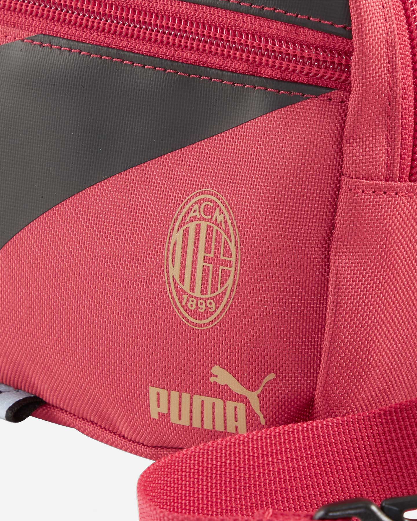 Oficiálny futbalový doplnok Puma AC Milan Culture+ M 090850-21