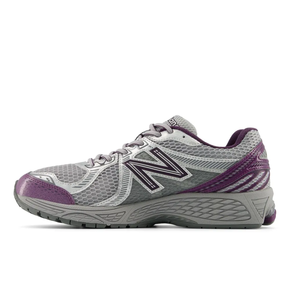 New Balance ML860PP2 ML860PP2 / grau