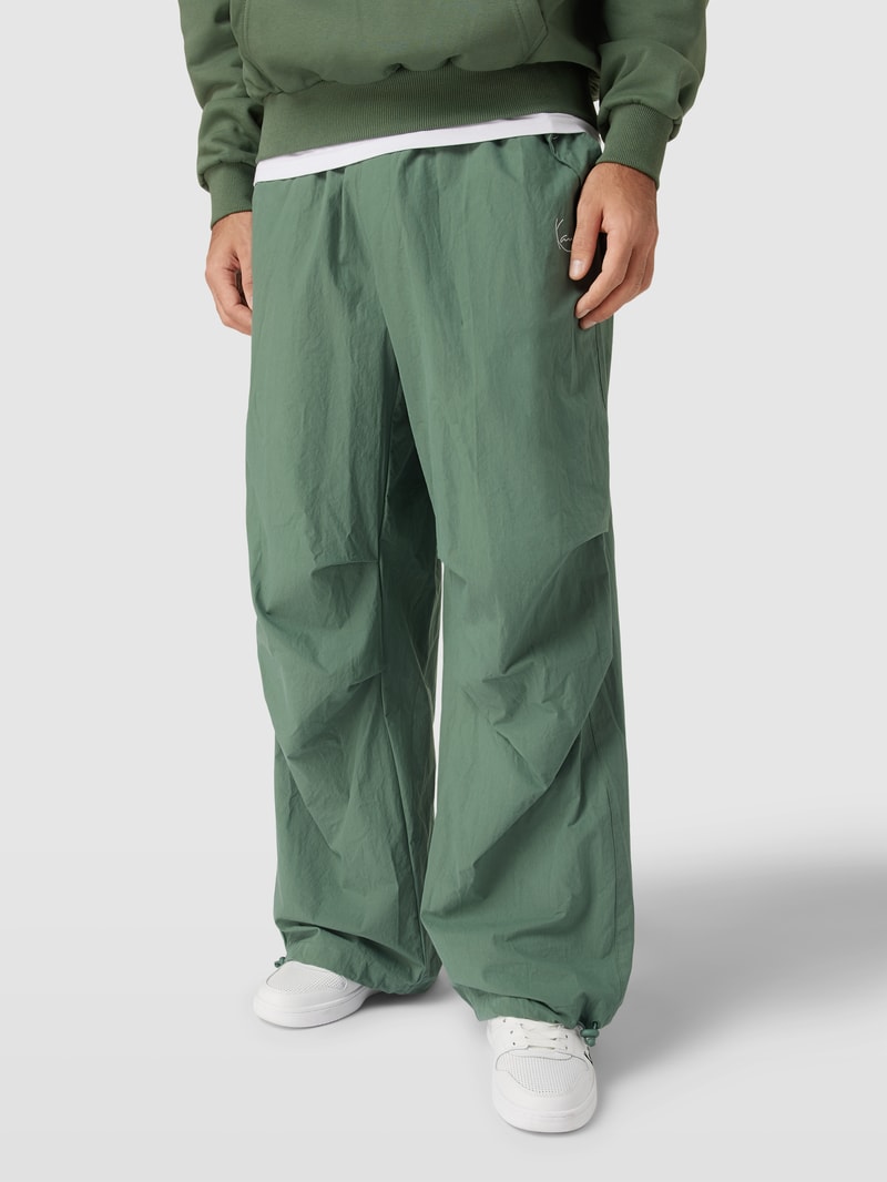 Hose mit Label-Stitching Modell 'Small Signature' in olivgrün