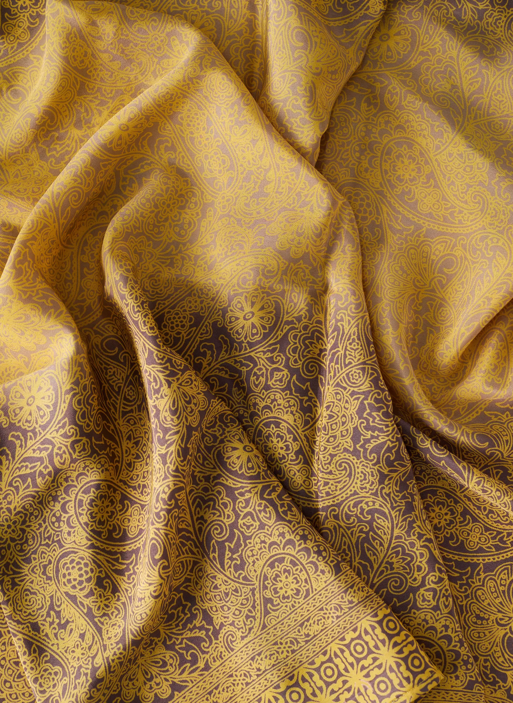 Lauren Vidal Foulards Femme couleur jaune