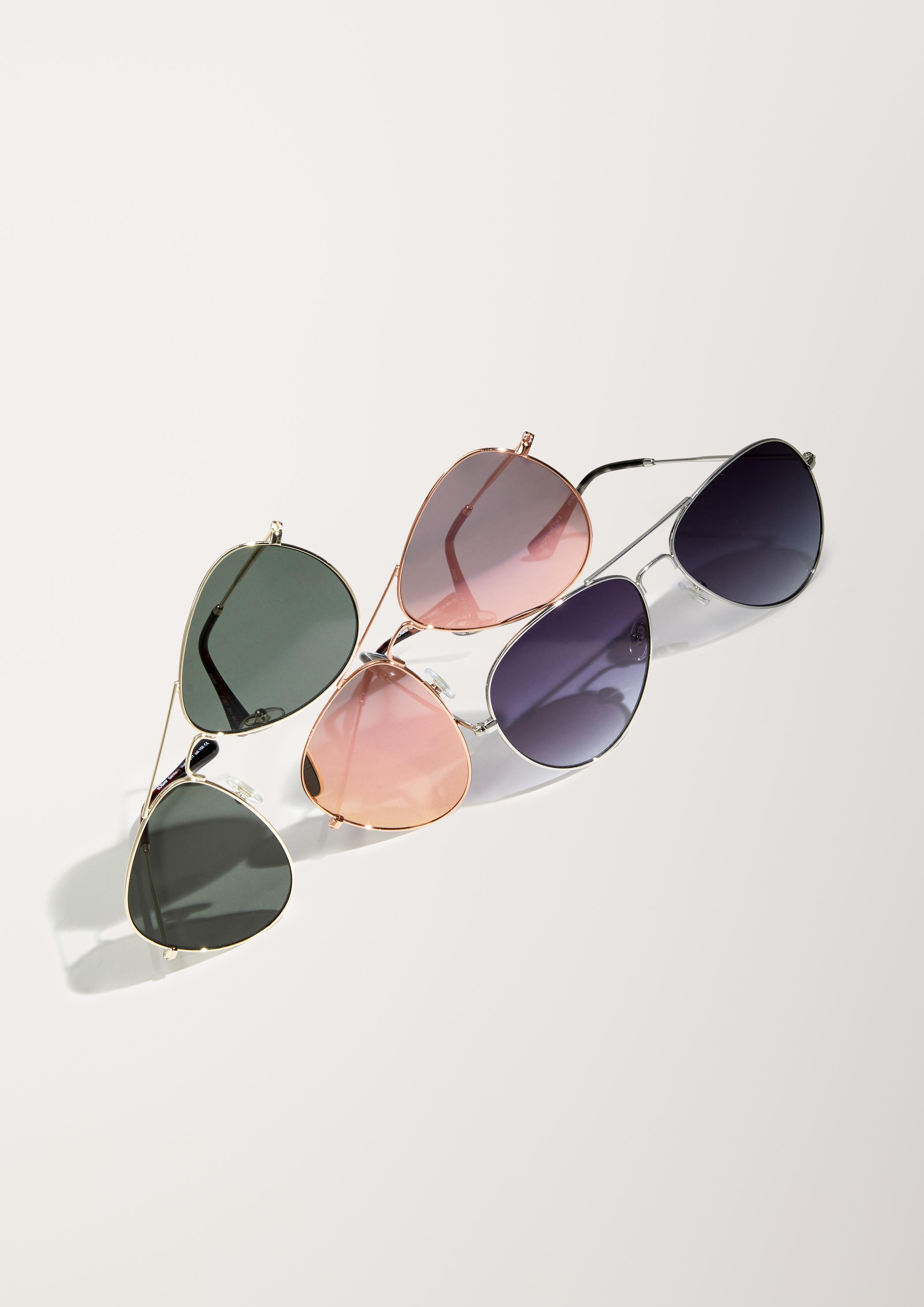 Sonnenbrille im Retro-Look  6006512-100