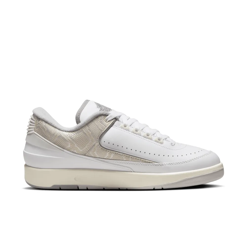 NIKE JORDAN 2 Retro Low DV9956 100 / weiss