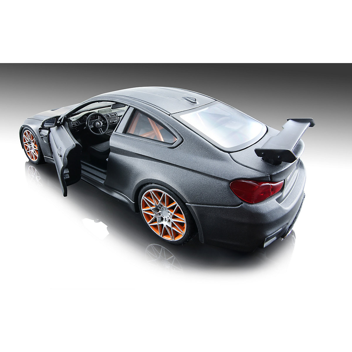 1:24 BMW M4 GTS