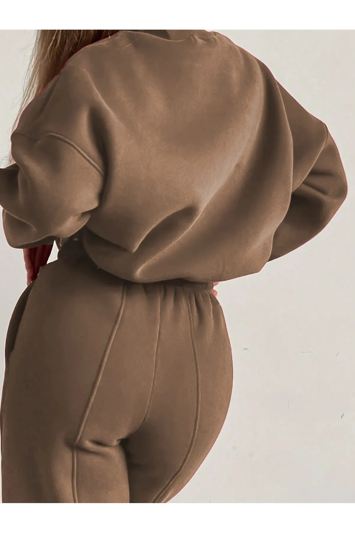Know  Milk Brown – Trainingsanzugset mit Oberteil und Unterteil „Storm Baby“ für Damen