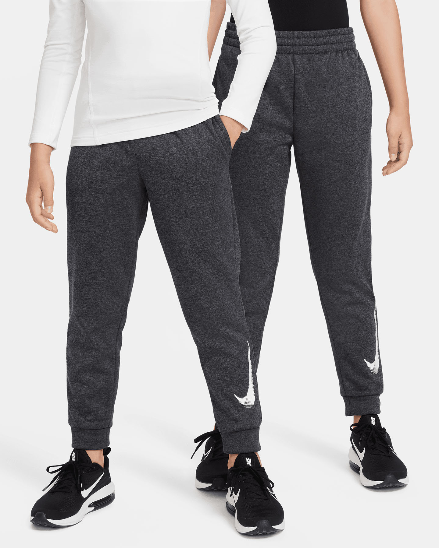 Spodnie Nike Therma Fit Jr FD3905-010