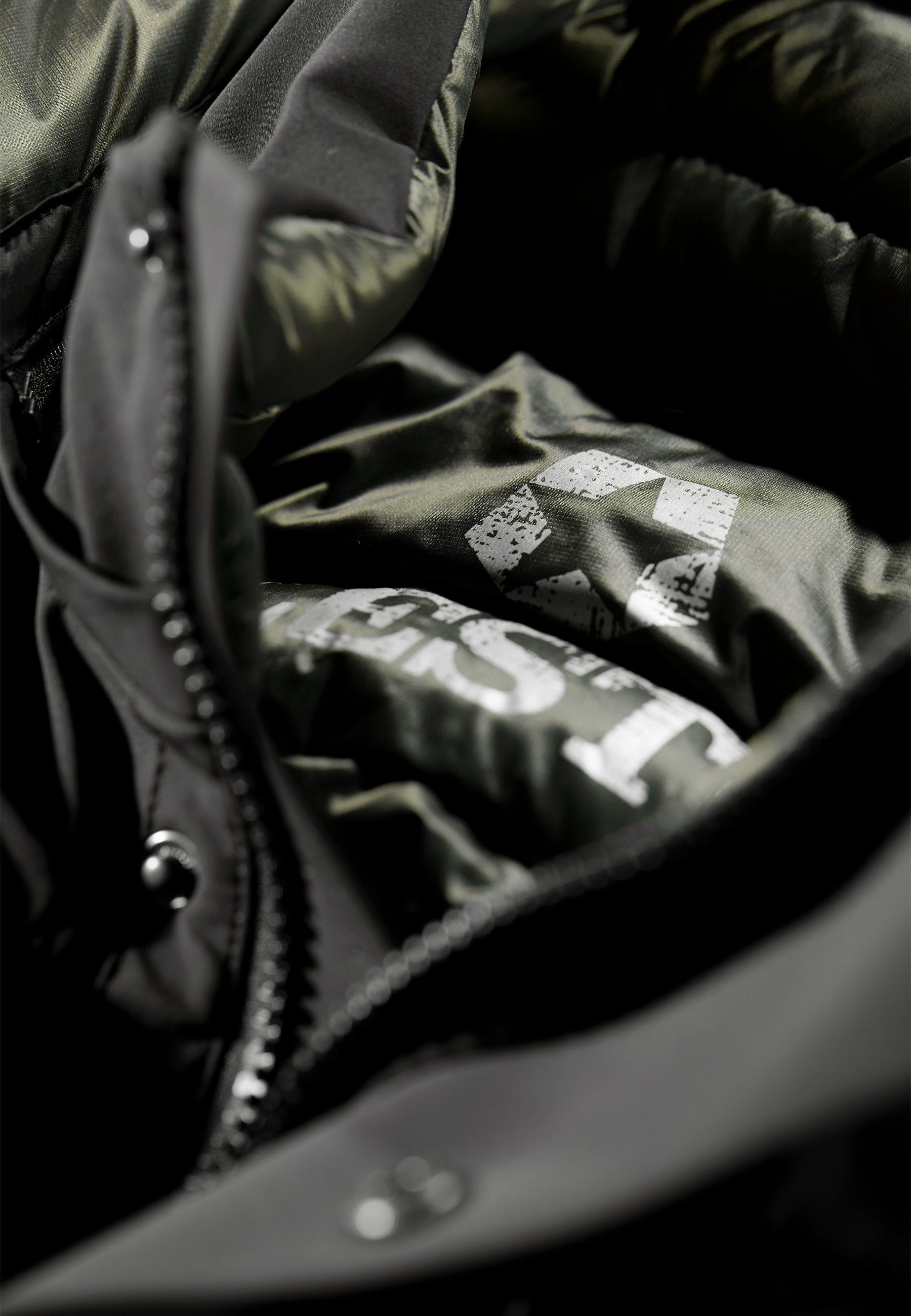 Milestone Steppjacke MSHunter mit abnehmbarer Kapuze und funktionale Eigenschaften