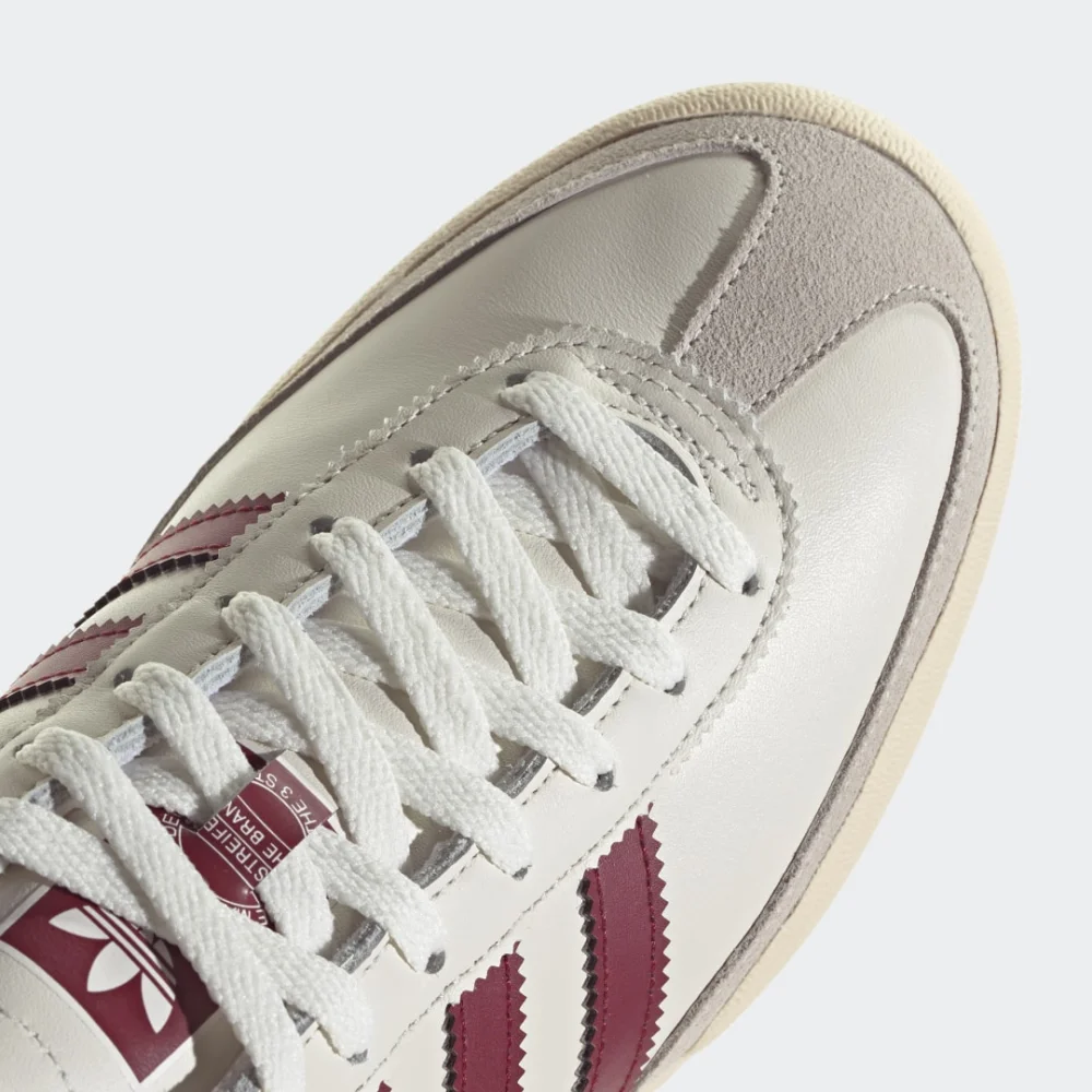 adidas Jeans GY7437 / weiss