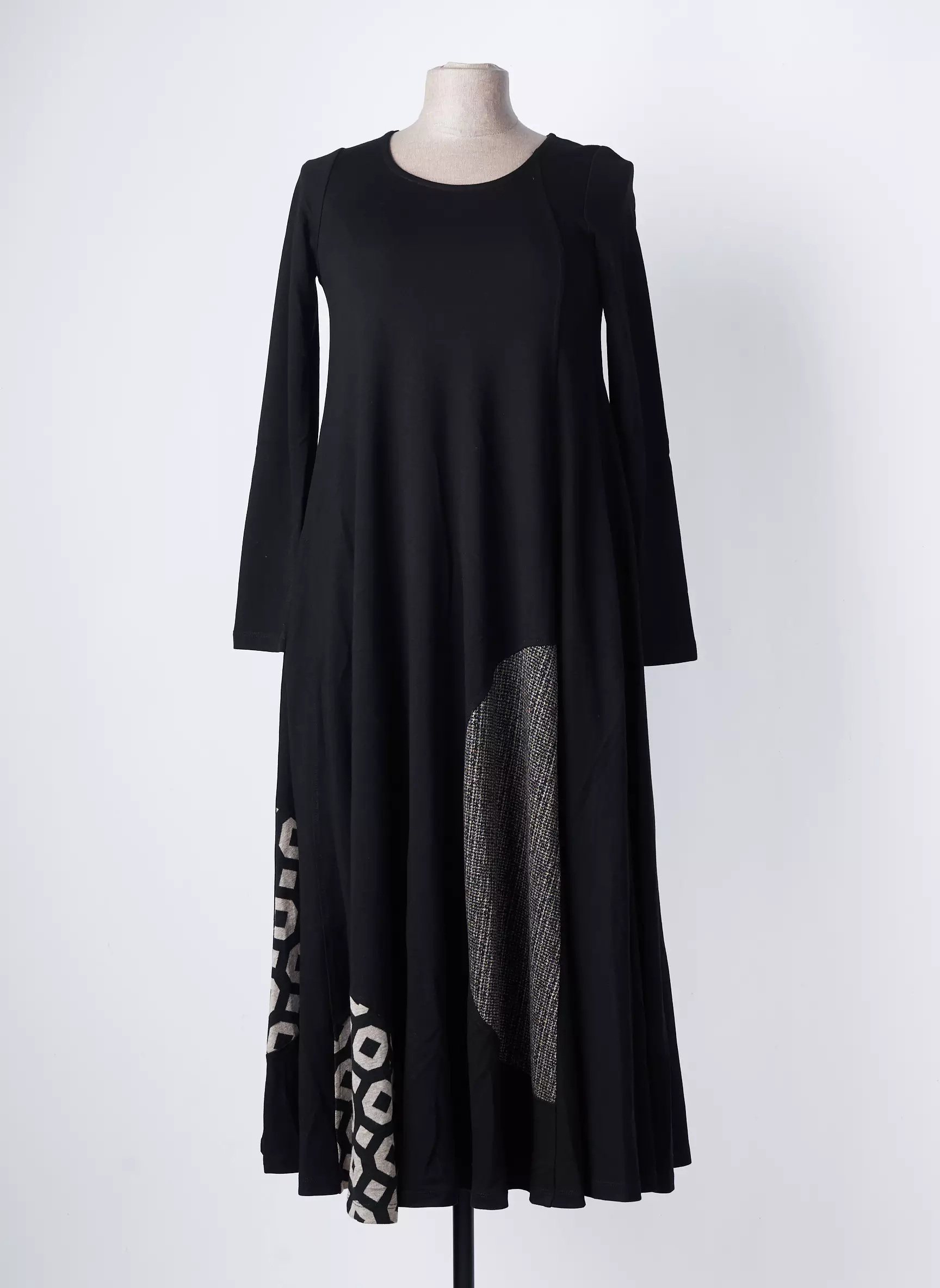 Alembika Robes Longues Femme couleur noir