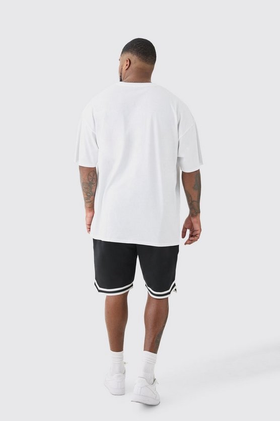 Plus lockere Limited Edition Basketball-Shorts in Schwarz