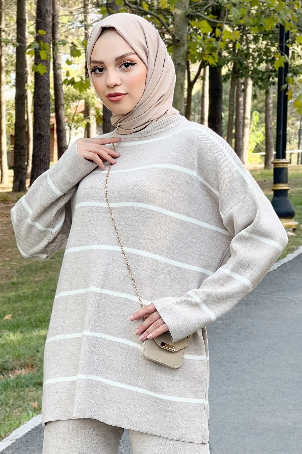 Tesettür Dünyası  Gestreiftes Strickset Tsd220905 Beige_copy(1)_copy(1)