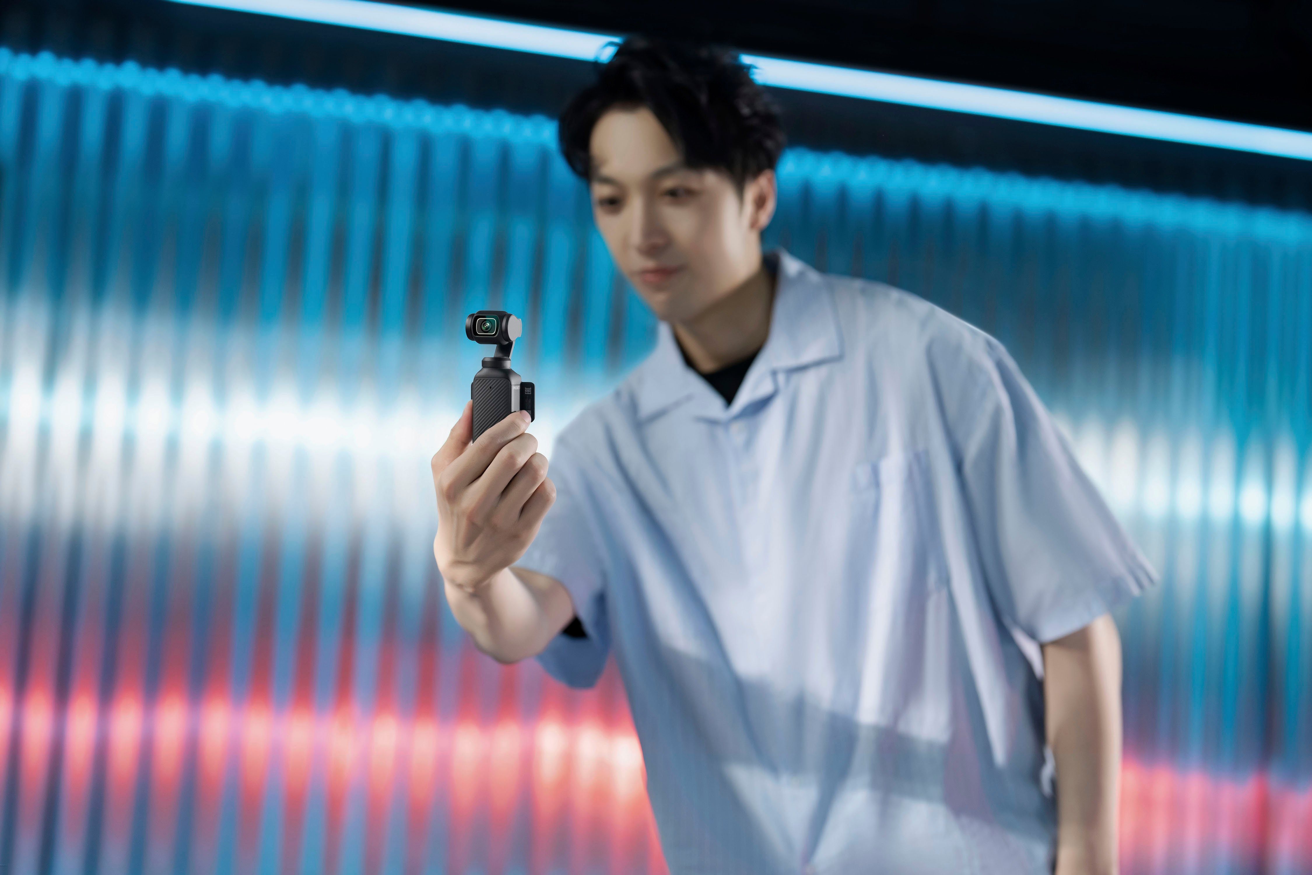 DJI Osmo Pocket 3 Camcorder (4K Ultra HD, Bluetooth)