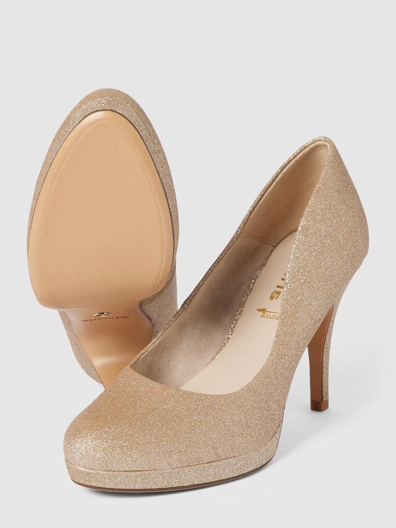Pumps in schimmernder Optik in gold
