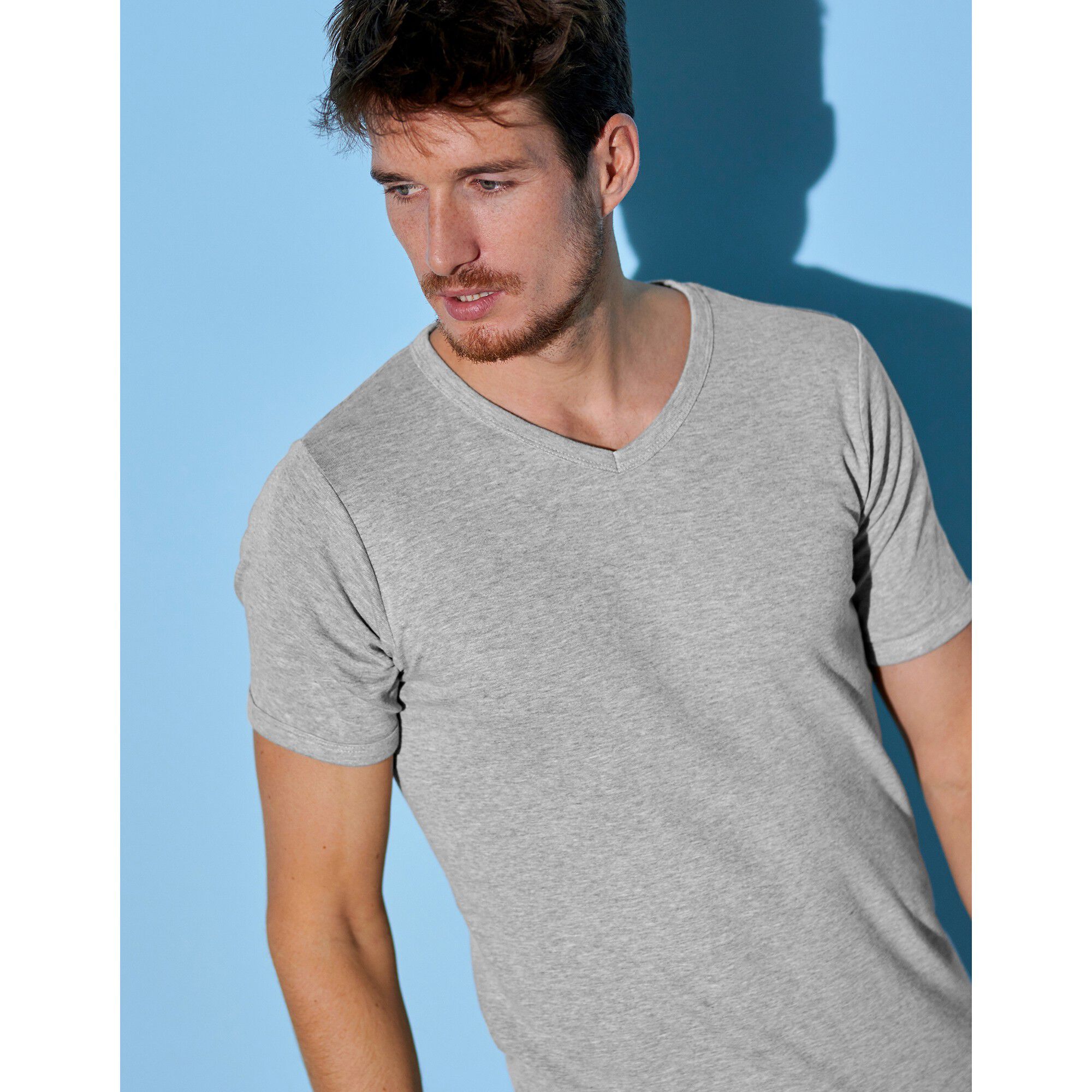 T-shirt sous-vêtement homme col V