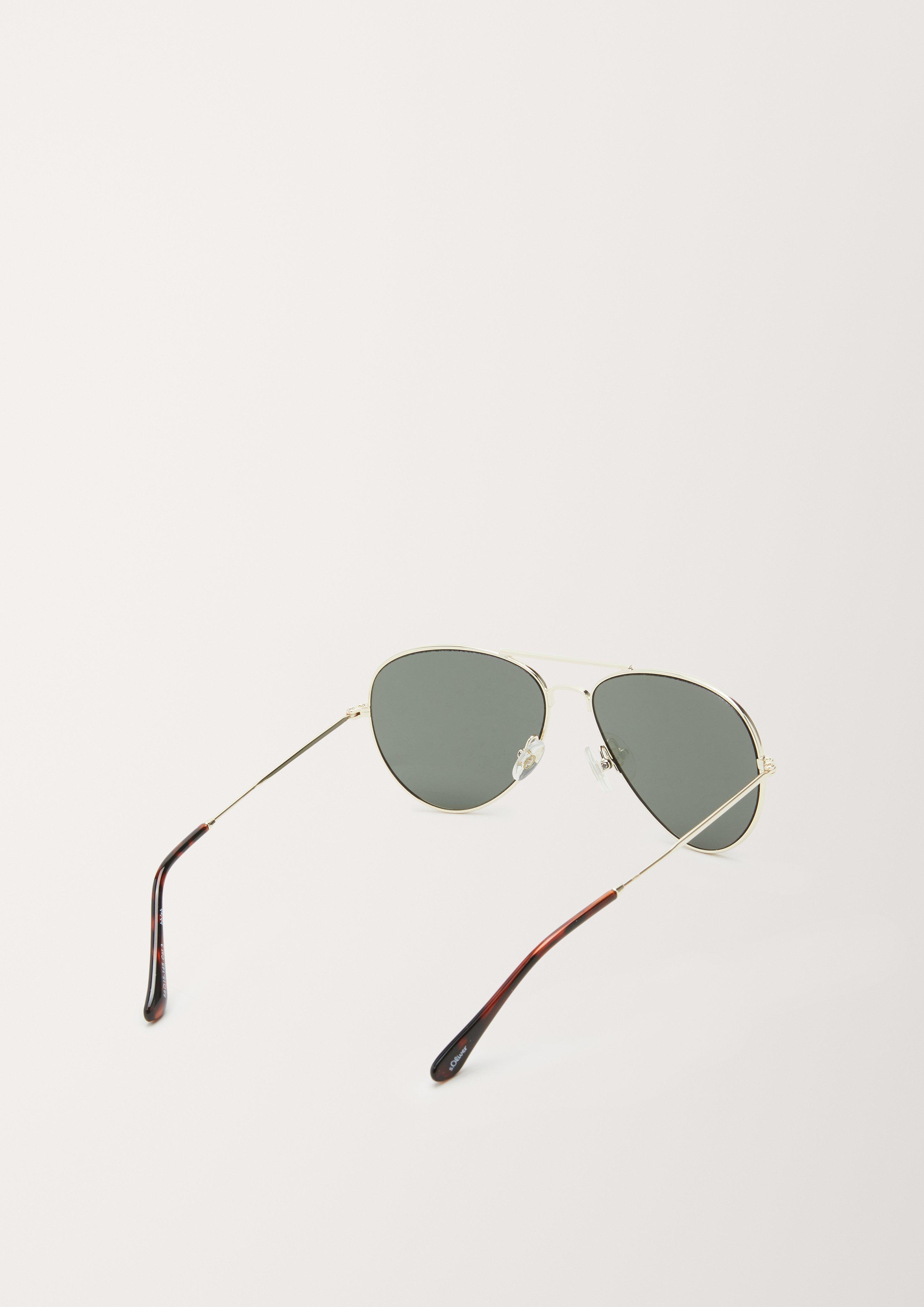 Sonnenbrille im Retro-Look  6006512-100