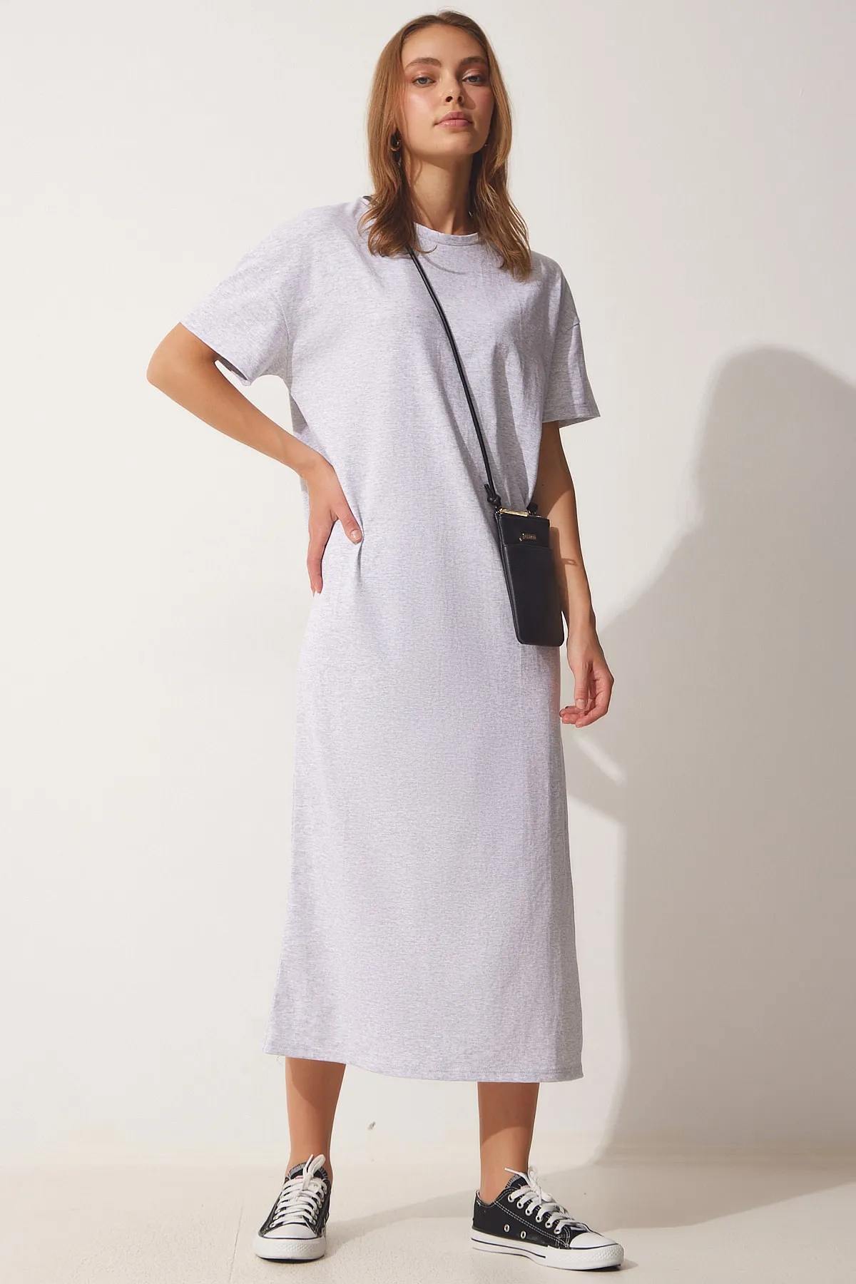 Happiness İstanbul  Damen-Sommerkleid aus gekämmter Baumwolle aus grauer Baumwolle UB00080