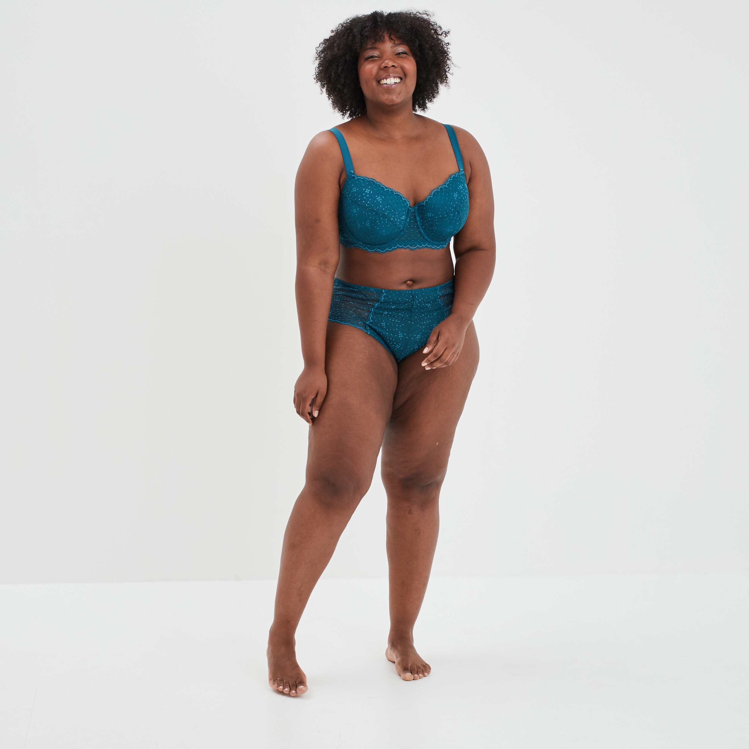 Shorty en dentelle Izzie bleu canard femme grande taille | La Halle