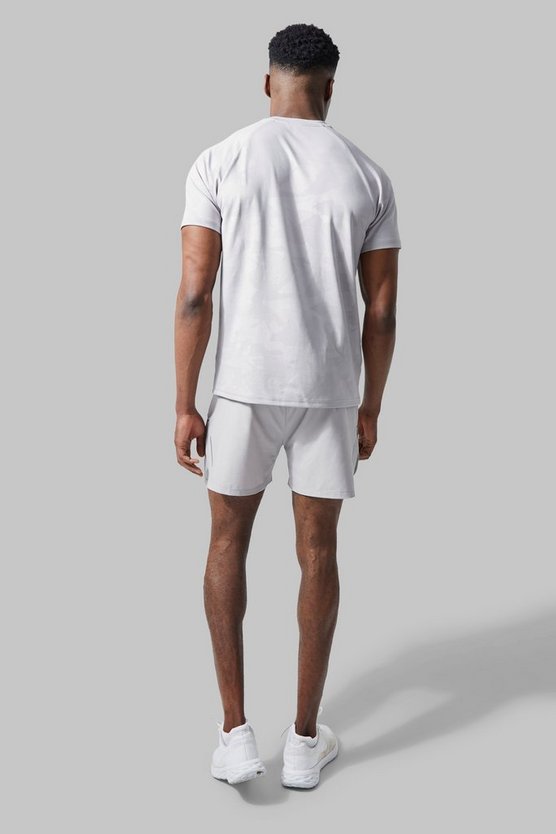 Man Active Camouflage Raglan Performance T-Shirt