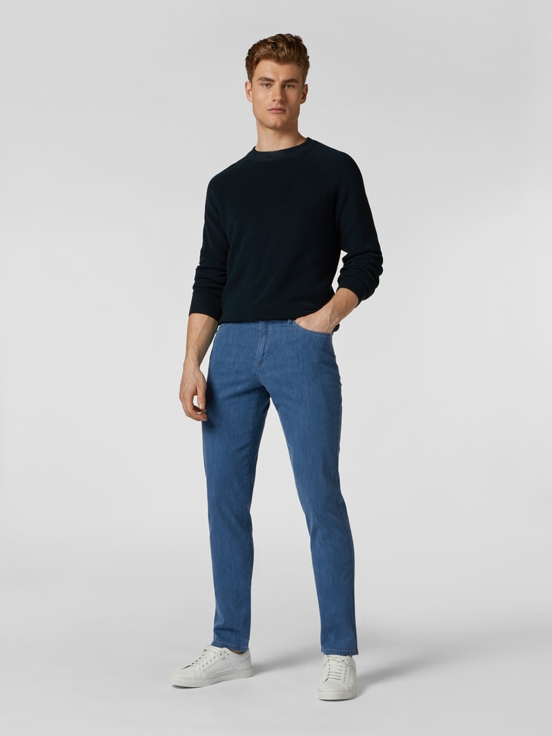 Jeans mit Stretch-Anteil in gerader Passform in jeans
