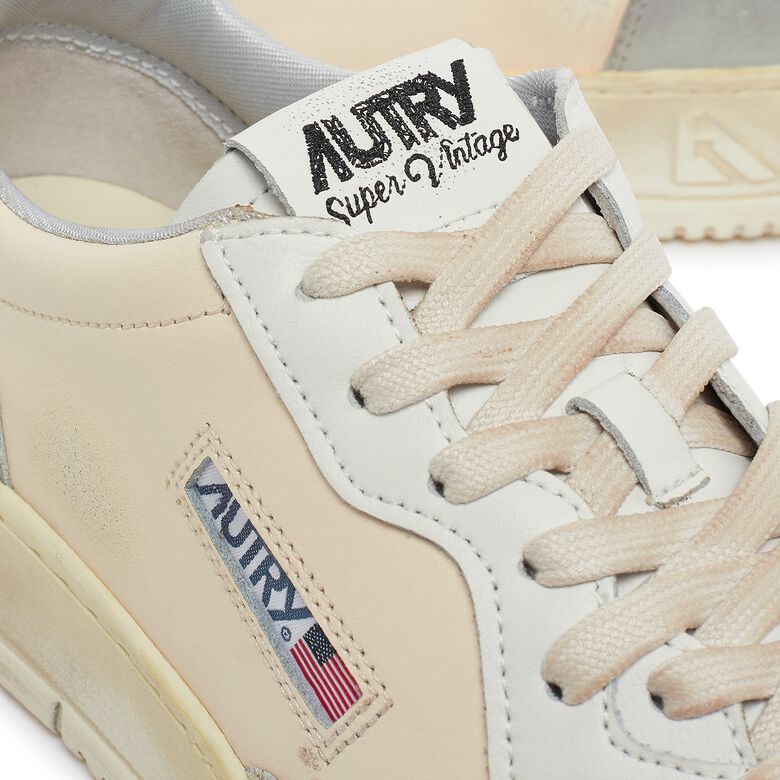 Autry Sup Vint Low leat/leat ivory/vap/wht
