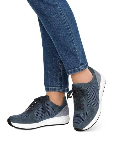 Sportschuh