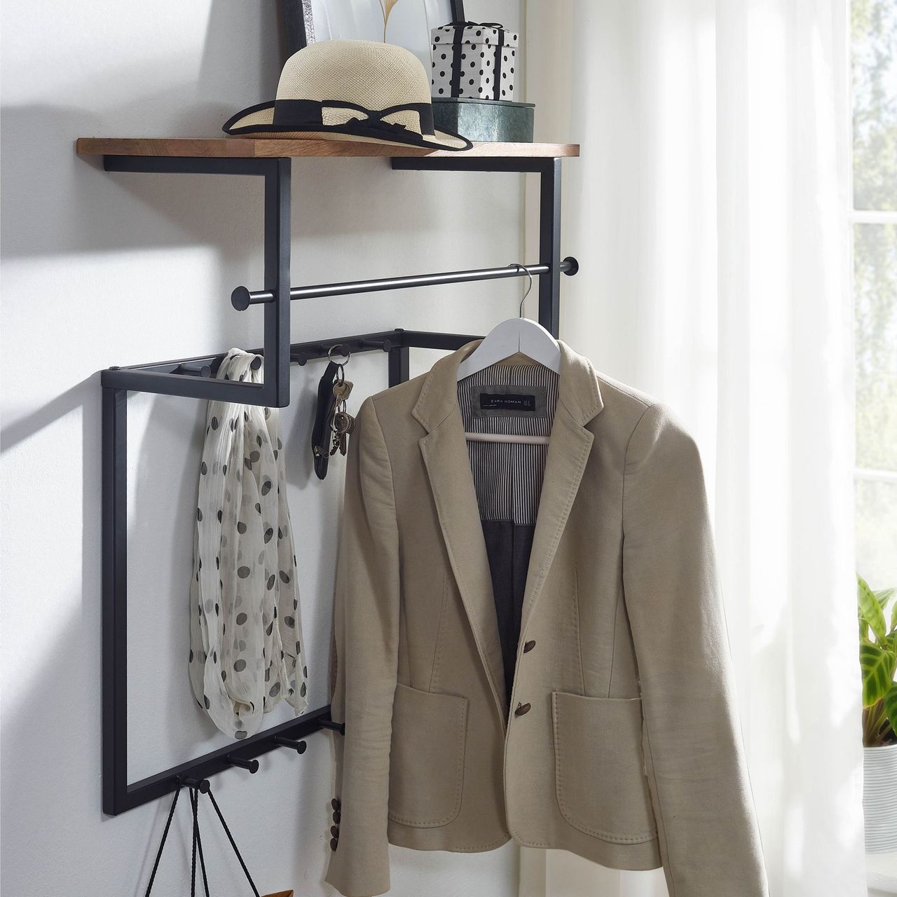 Wohnling Wandgarderobe 60x76x26 cm Mango Massivholz Metall