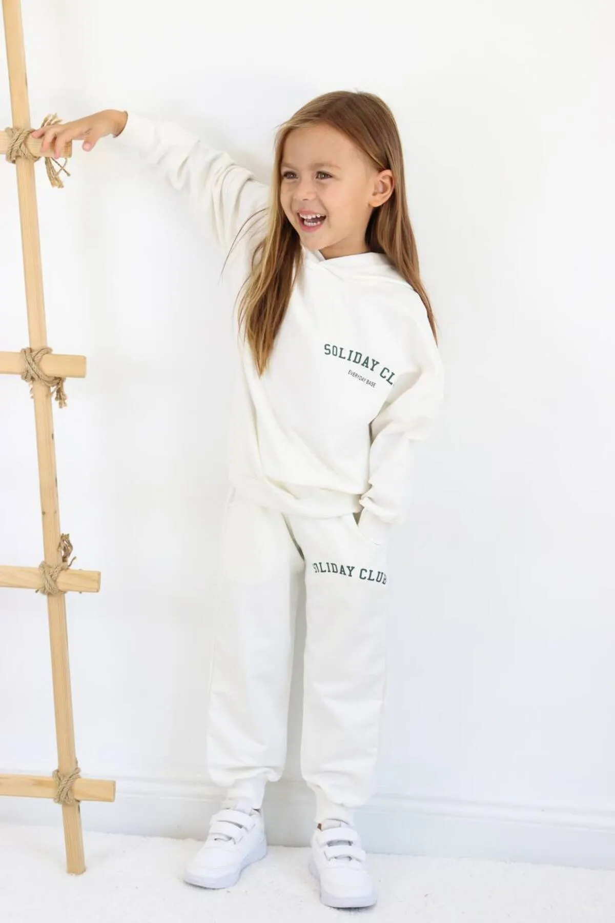 Lolliboomkids  Ecrufarbenes 3-Faden-Raised-Slogan-Schriftzug-Winter-Trainingsanzug-Set mit Kapuze und Oberteil für Mädchen in Übergröße