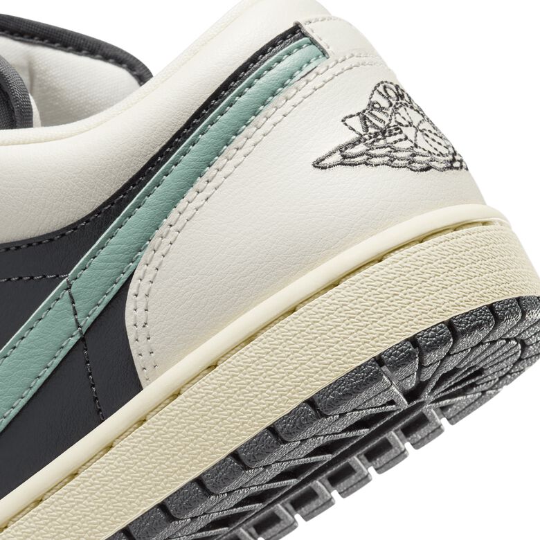 JORDAN Air Jordan 1 Low 