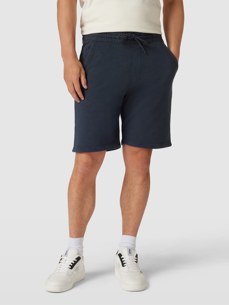 Shorts mit seitlichen Eingrifftaschen in dunkelblau