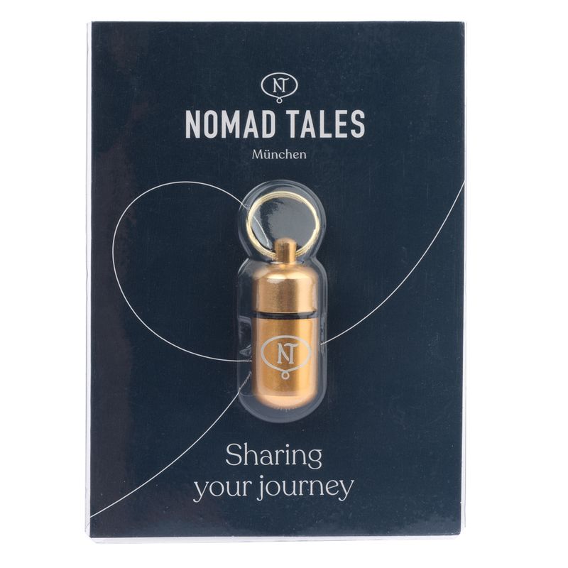 Nomad Tales Calma Adressanhänger zu TOP-Preisen