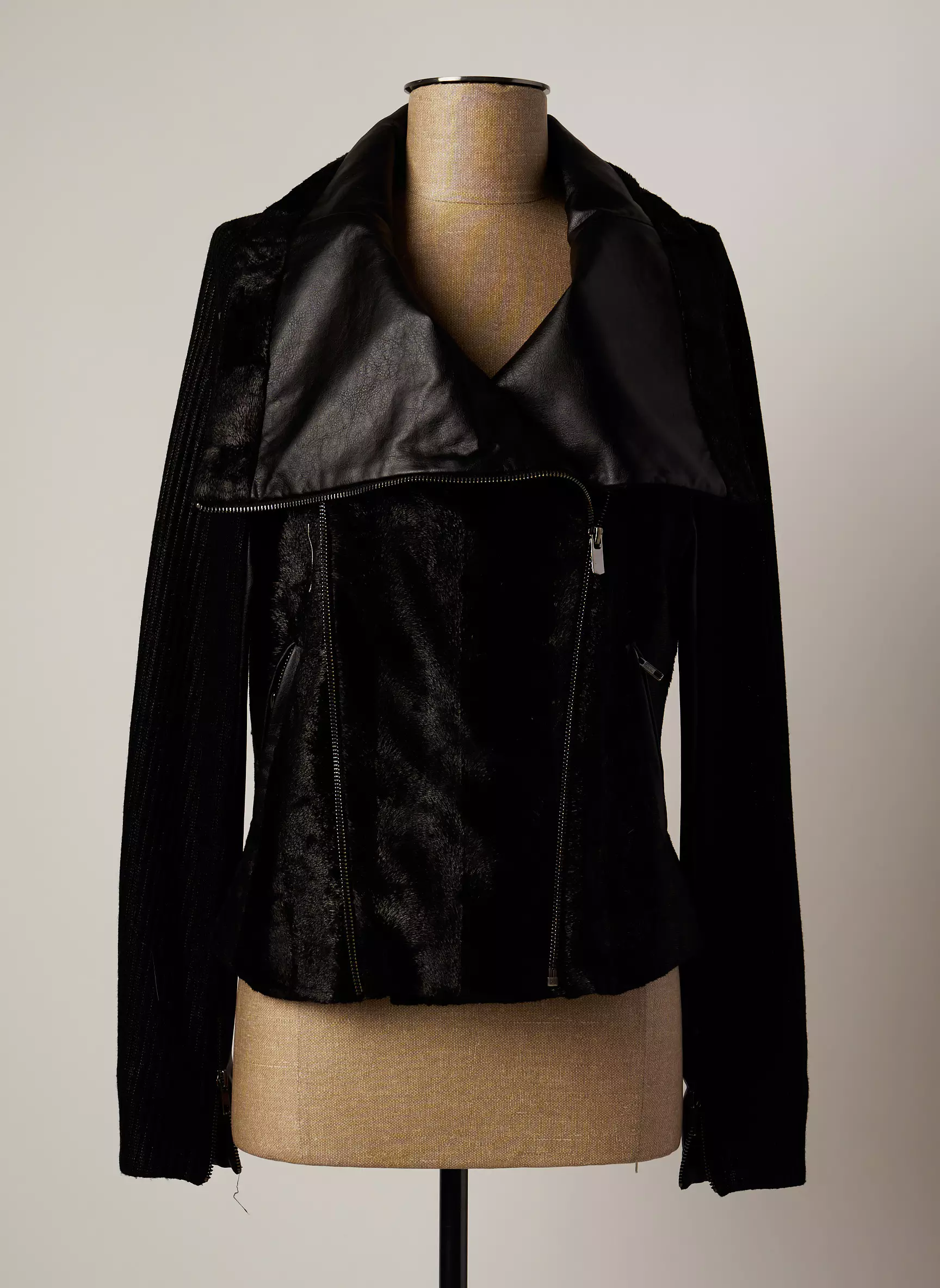 Lauren Vidal Vestecasual Femme couleur noir