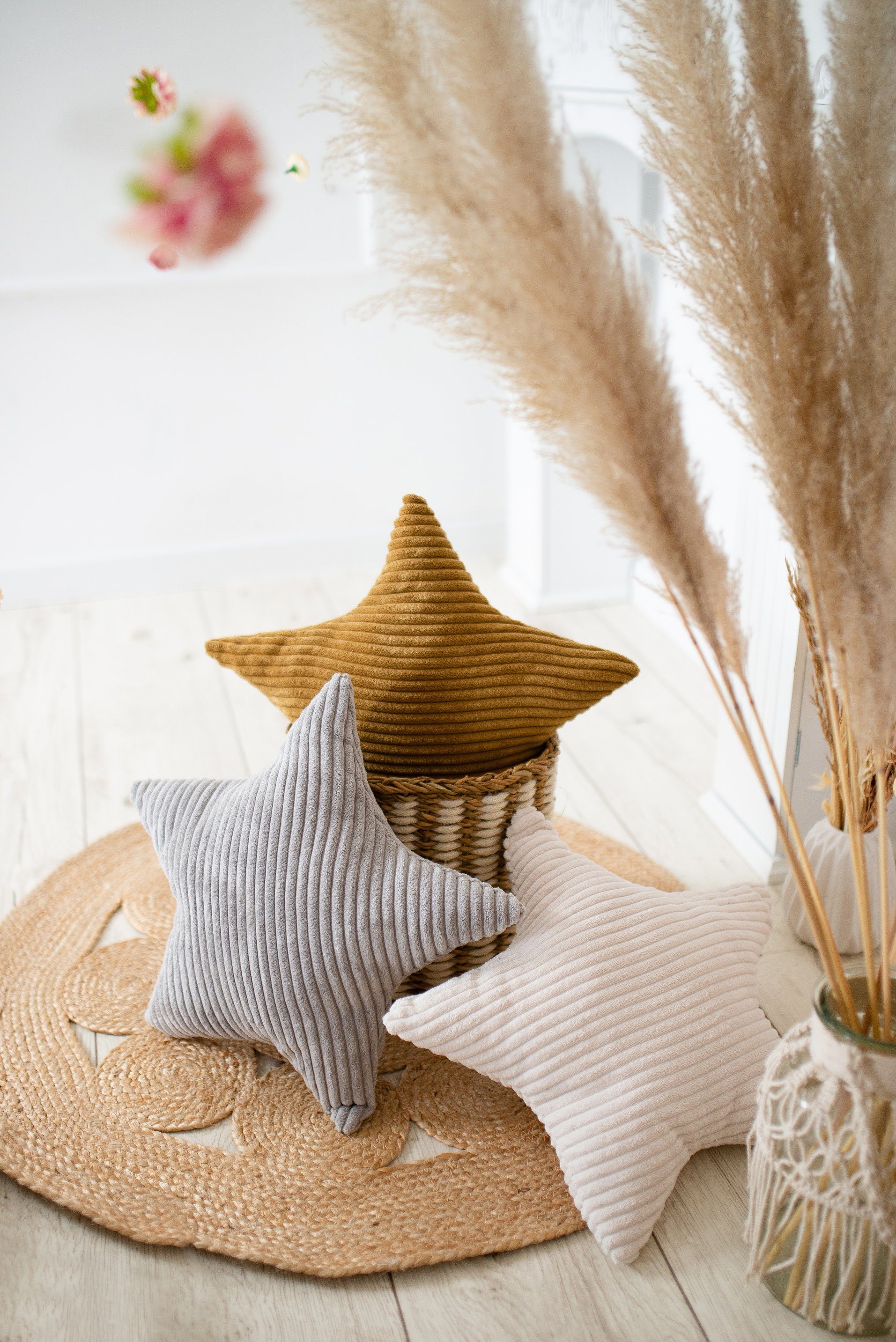 Rainbow Kids Dekokissen Cord Kissen Boho Home Decor Kinderkissen Samtweich Sternkissen, Made in EU