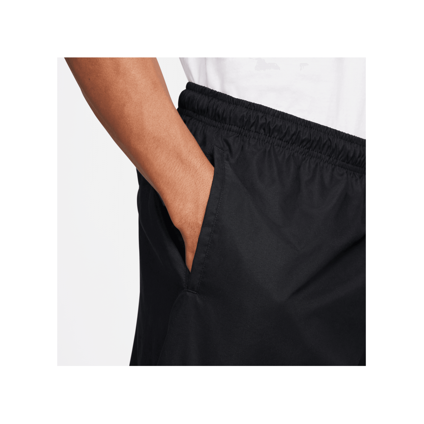 Nike Club Woven Short Schwarz Weiss F010