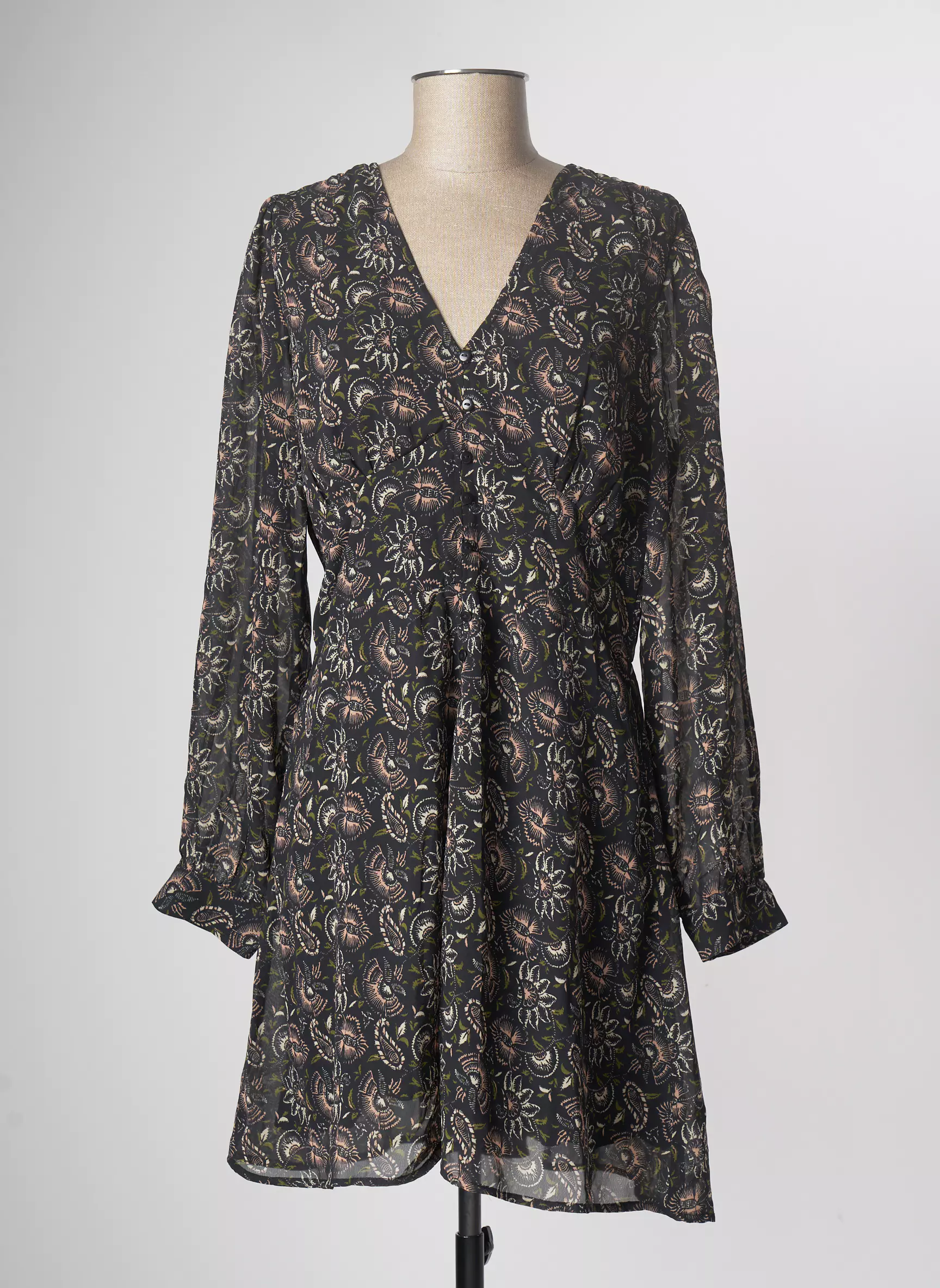 An Ge Robes Courtes Femme couleur noir