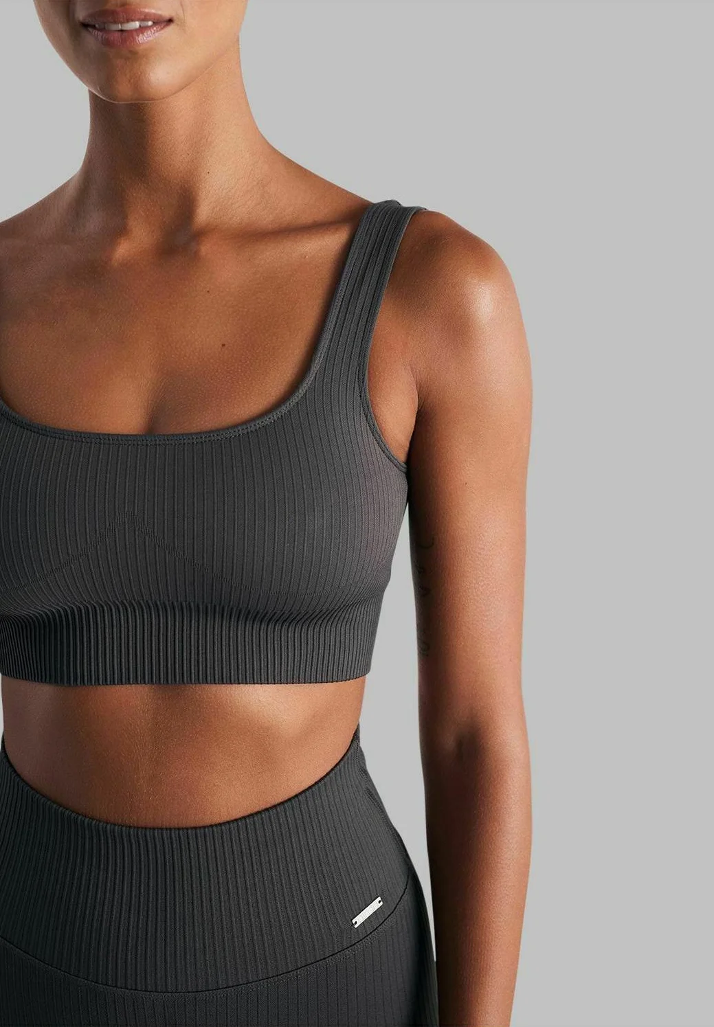 aim'n® RIBBED SEAMLESS - Sujetador deportivo de sujeción media
