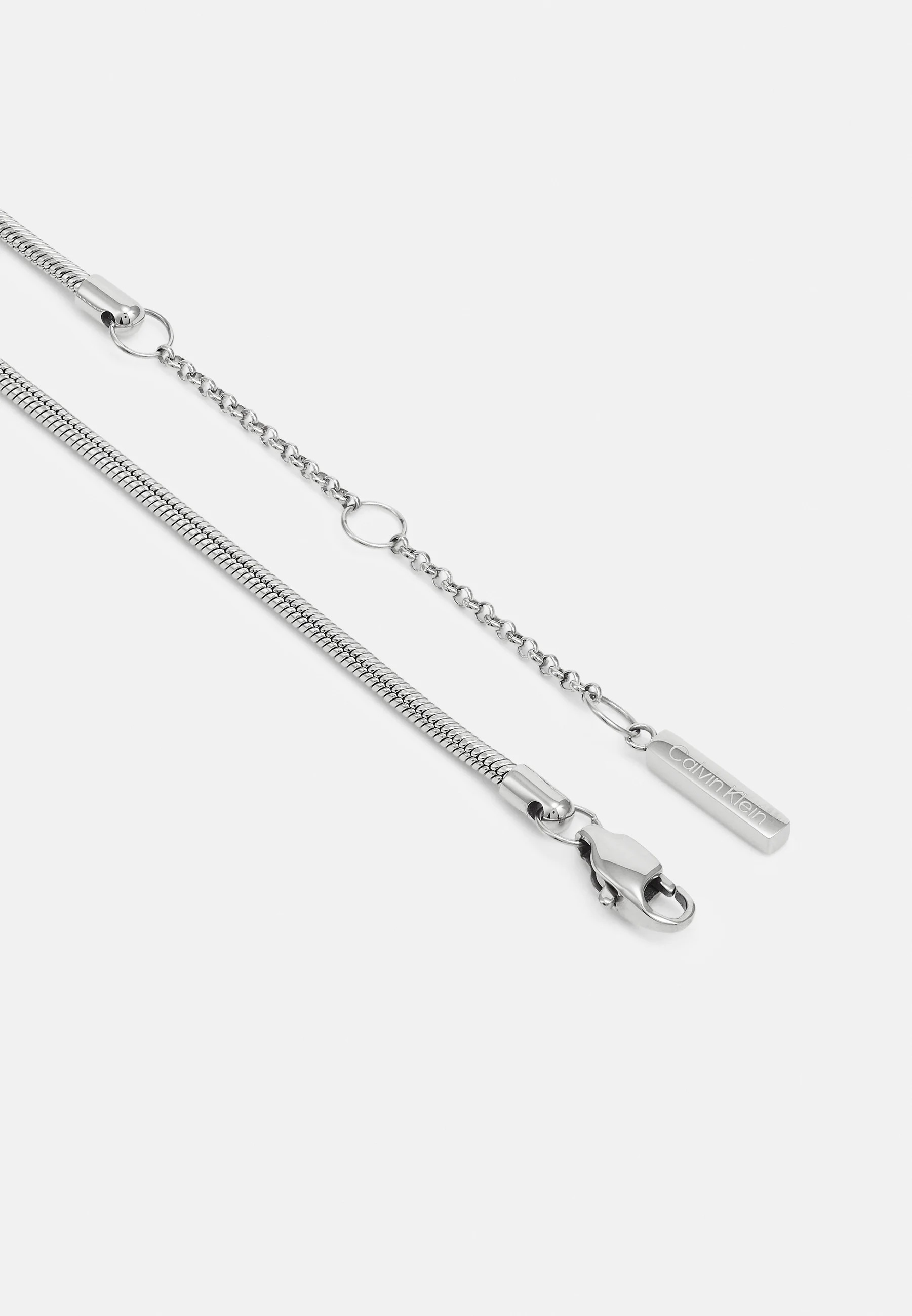 Collar de Calvin Klein