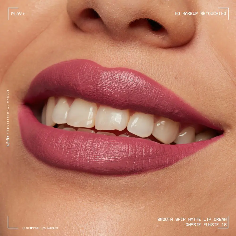 NYX Smooth Whip Matte Lip Cream Onesie Funsie кармин