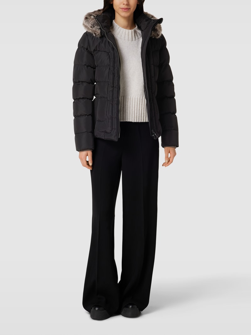 Steppjacke mit Webpelzbesatz Modell 'ASTORIA' in schwarz