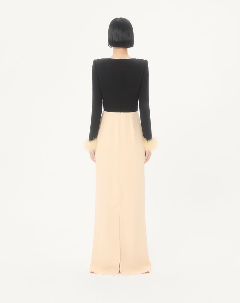 Robe longue Cady Couture ornée de plumes