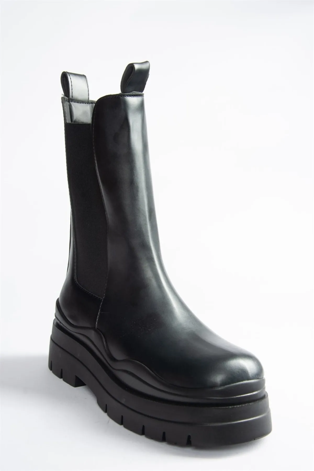 Fox Shoes  Schwarze Daily-Damenstiefel mit dicker Sohle N280420009