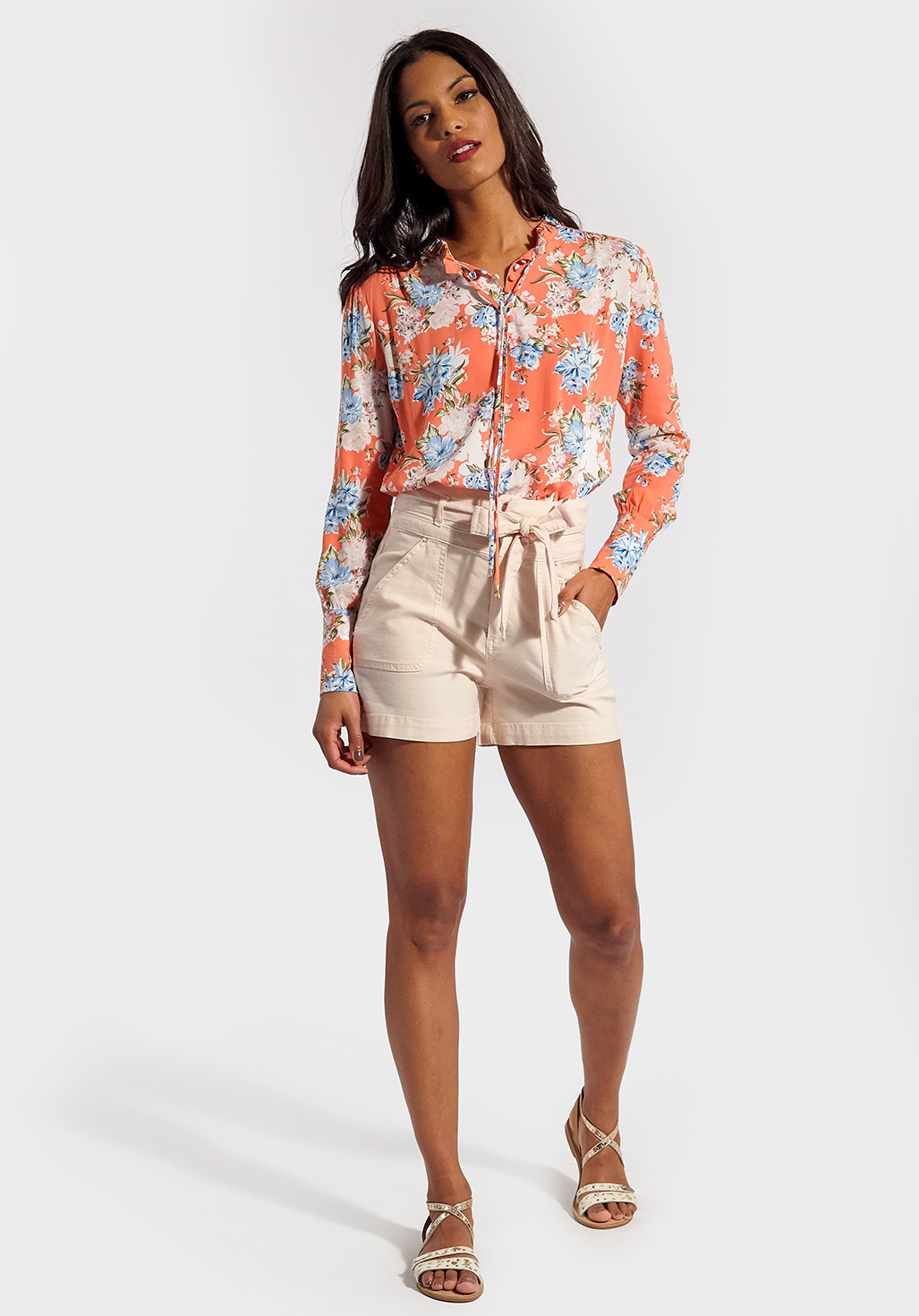 BELMA  Blouse fluide avec imprimé fleuri, coupe droite