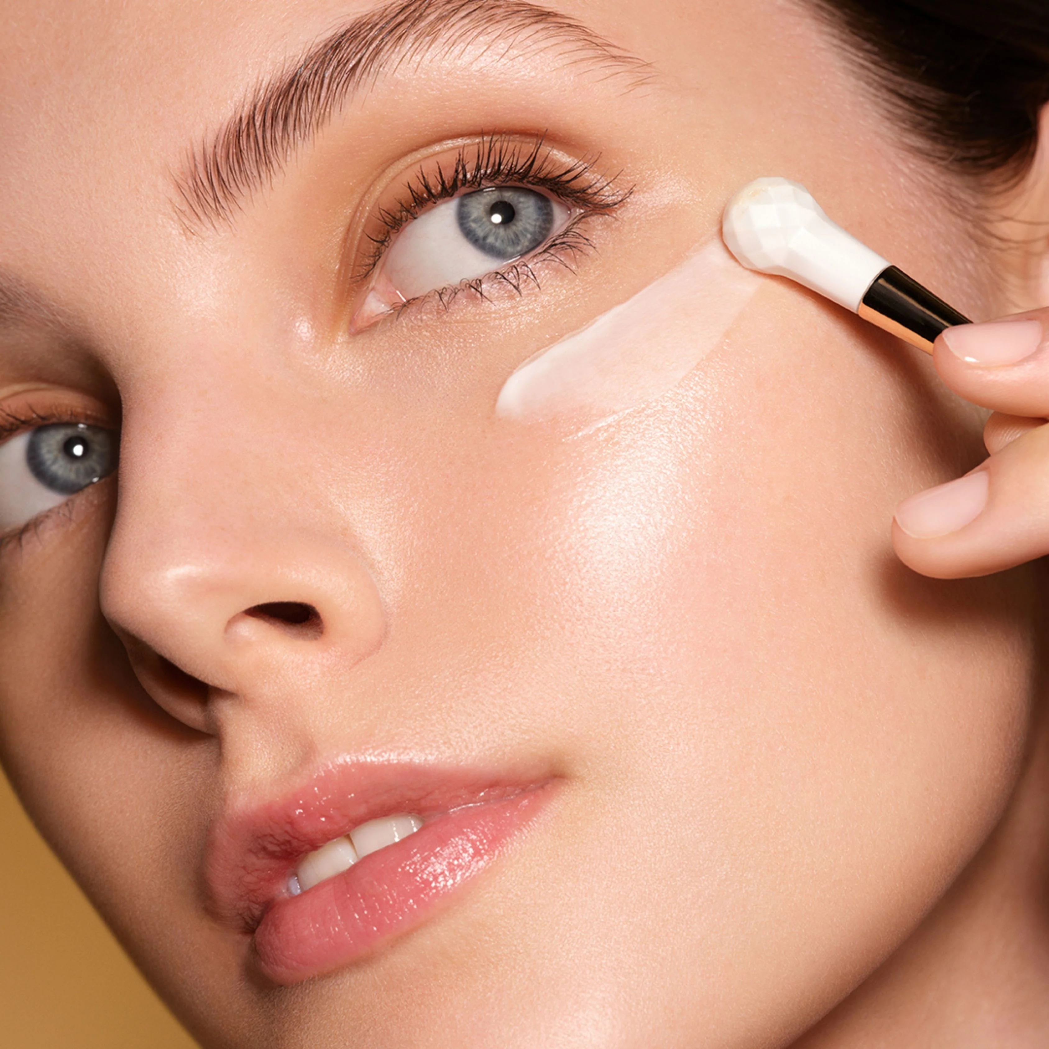 Crema contorno de ojos antiarrugas RE-NUTRIV Ultimate Diamond - Antiarrugas